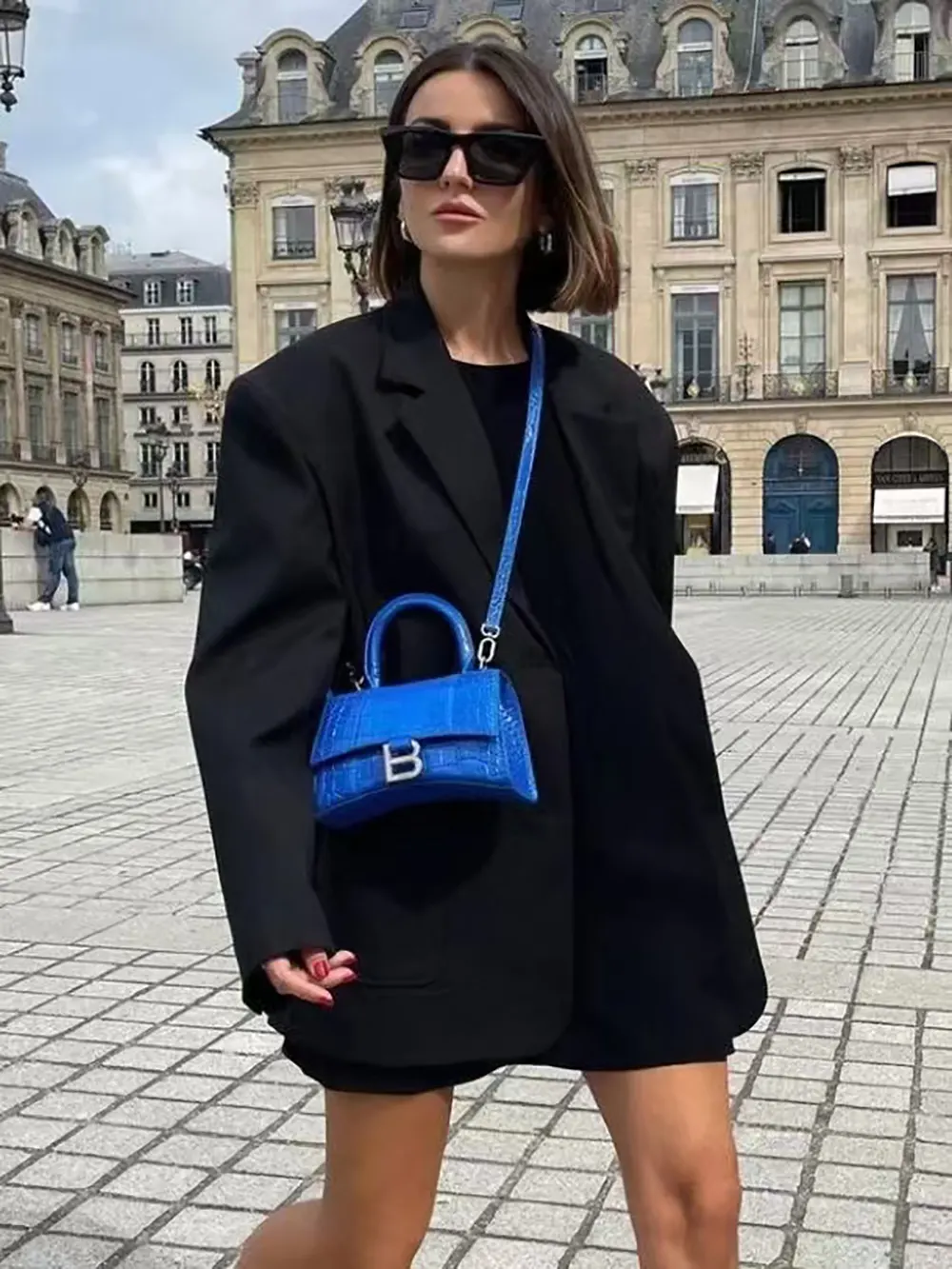 Balenciaga Hourglass Bag Fashion Review