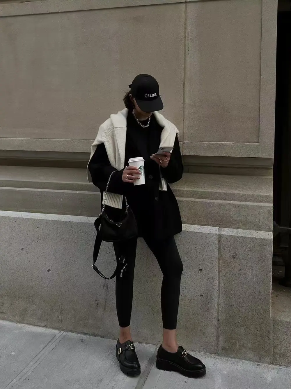 The Athleisure Revolution Mastering Sporty Chic in Everyday Life