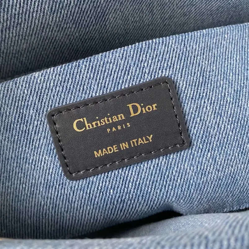  Christian Dior Lady D-Joy Review: Blue Macrocannage Denim Bag