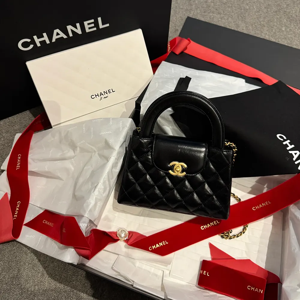 Chanel Mini Kelly Bag Review——Black Calfskin with Gold Hardware